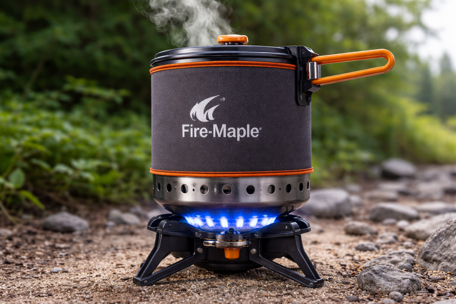 Fire Maple Fixed Star 1 in action with blue flame and neoprene pot cover visible